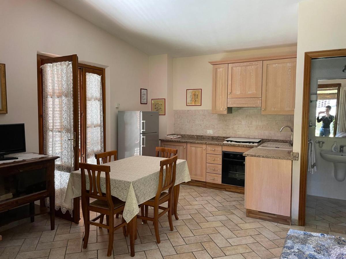 Casa Vacanza Le Case Σαν Τζιμινιάνο Εξωτερικό φωτογραφία