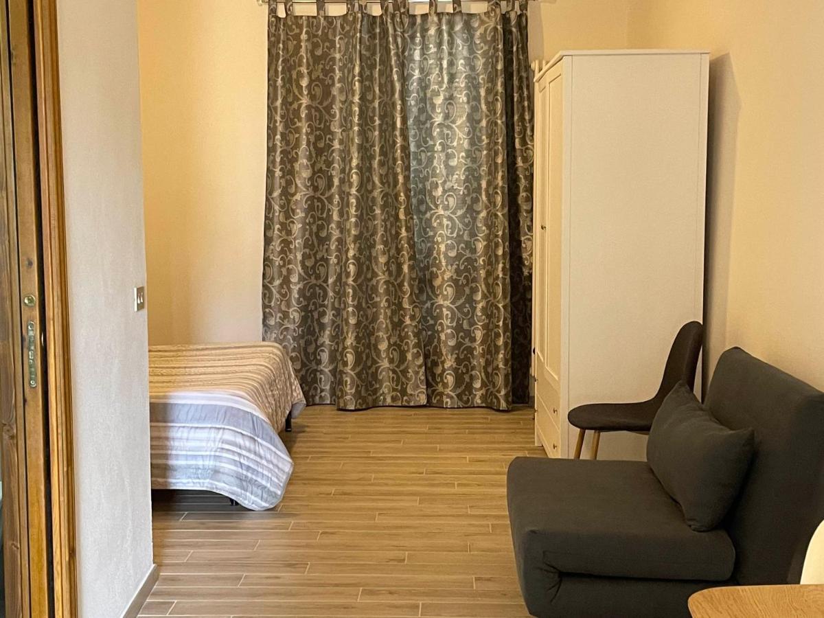 Casa Vacanza Le Case Σαν Τζιμινιάνο Εξωτερικό φωτογραφία
