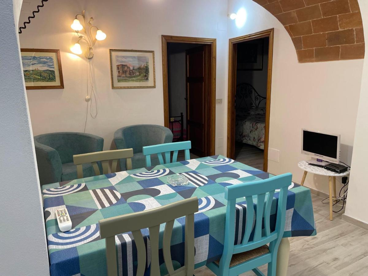 Casa Vacanza Le Case Σαν Τζιμινιάνο Εξωτερικό φωτογραφία