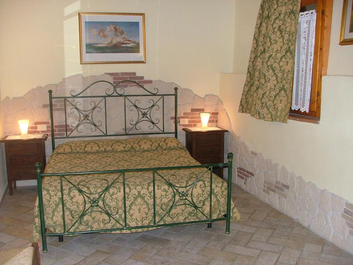 Casa Vacanza Le Case Σαν Τζιμινιάνο Εξωτερικό φωτογραφία
